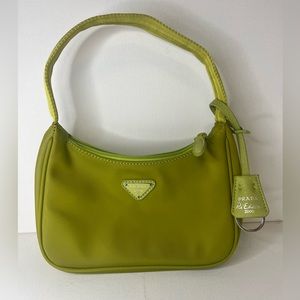 Prada Re-Edition 2000 Mini Bag Nylon Bright Green
